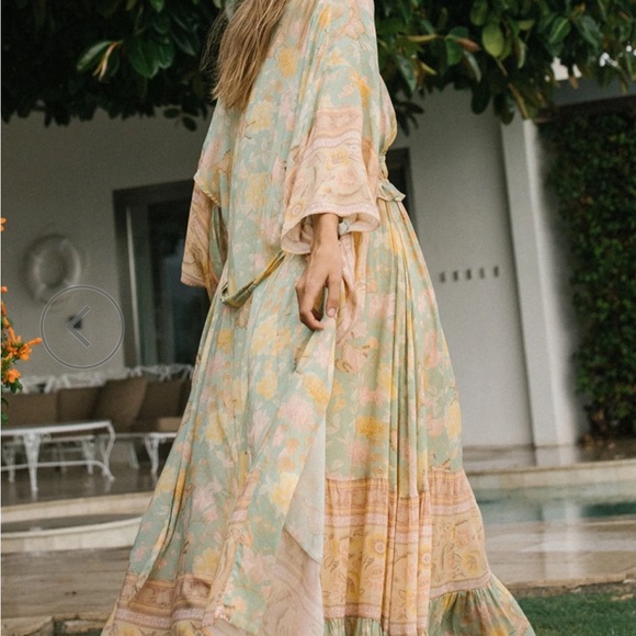 Spell Butterfly Maxi Robe / Kimono - Picture 4 of 9